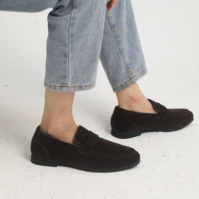 Suède loafers met riempjes